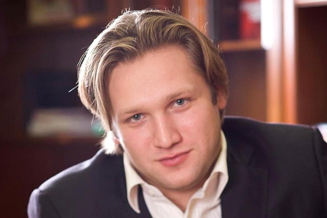 К чему "приложился" Гинер: бизнес на бюджетной "подушке"