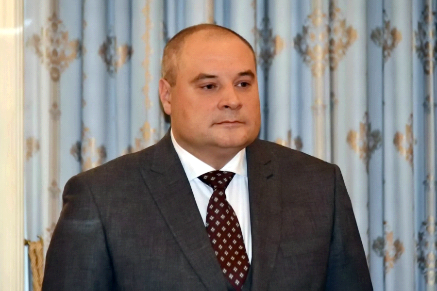 Who to whom Lyubimov: deputies - everything, children - nothing? 