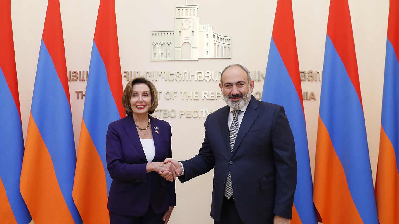 Pelosi's charms embarrassed Pashinyan