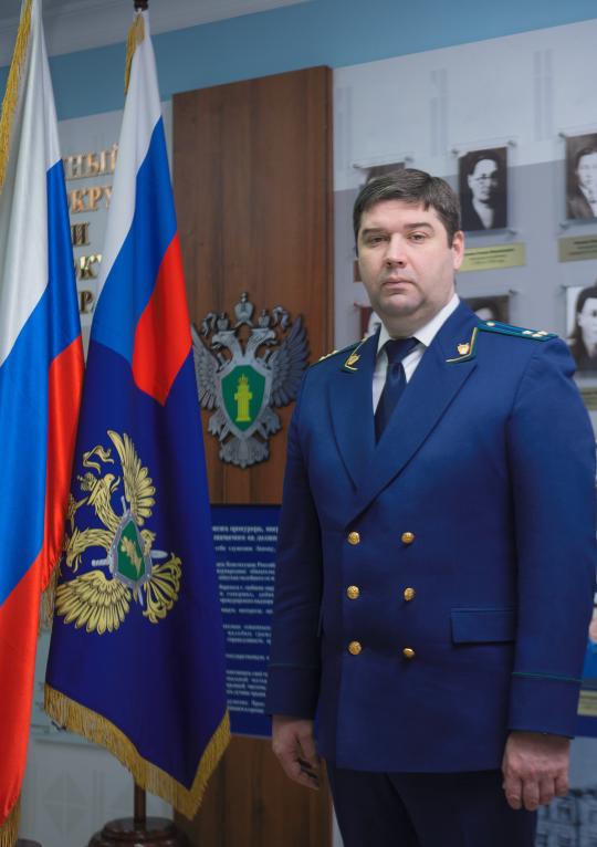 Айсен Николаев и его 