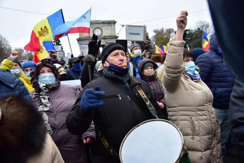 Молдавский синдром, или никто, никуда не уйдет