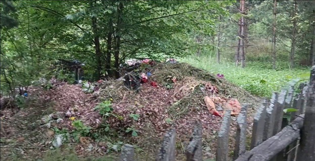 Затерянный могильник: в вотчине губернатора Русских проблемы с кладбищами