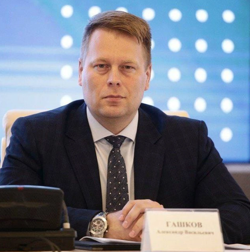 Слуга двух губернаторов: Александр Гашков и губернатор Солодов осваивают соцбюджет 