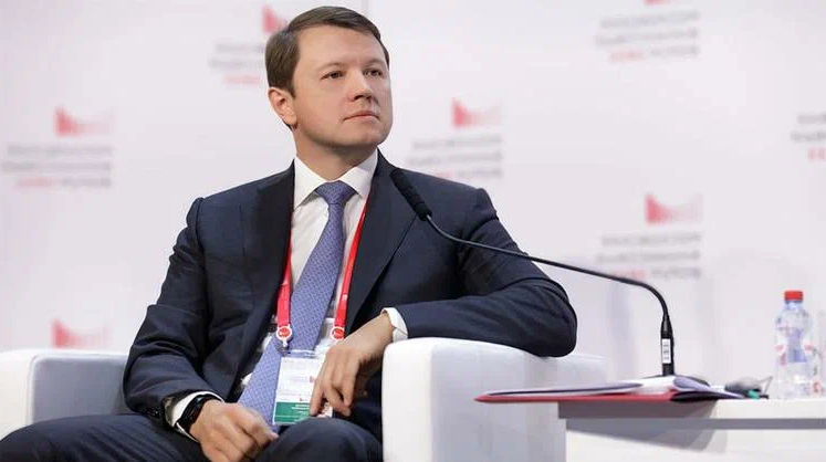 Androsov returned to Gref "Berezhkovskaya": in the Vesper project, the interests of bankers?