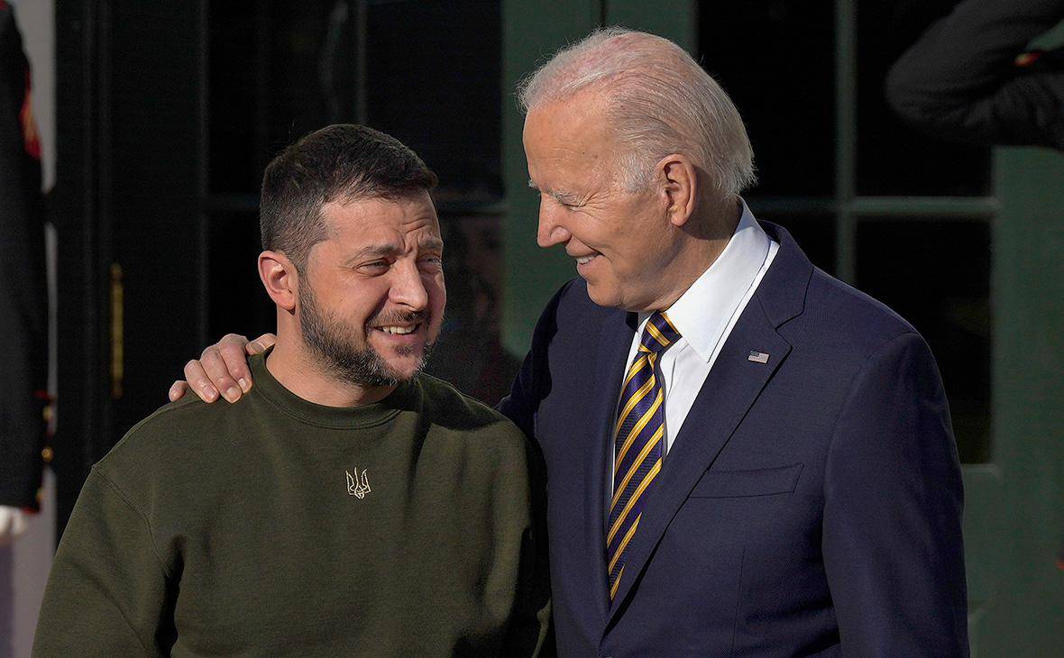 There is no money for Ukraine, but Biden is holding on