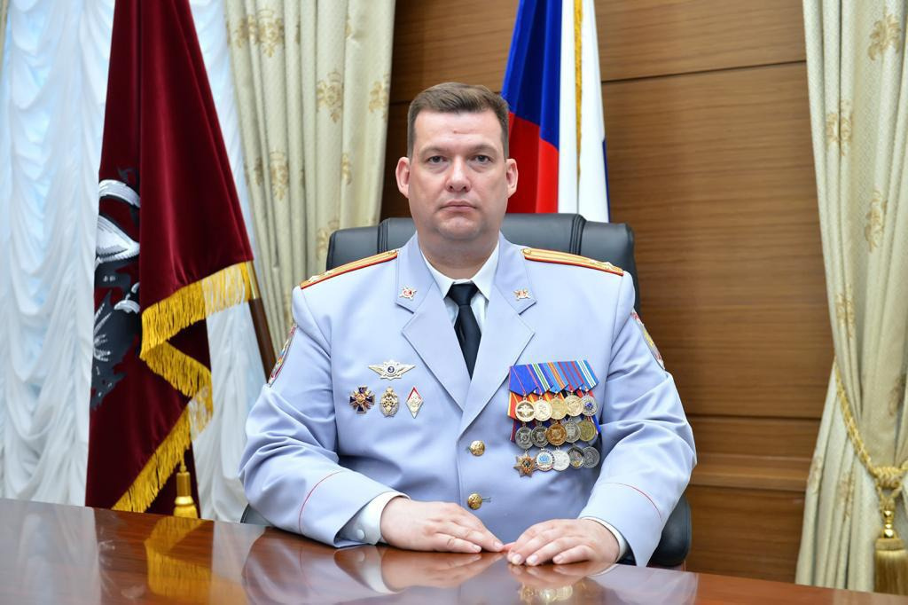 Колокольцев своих не сдает: генерал Строганов прикрылся земляками министра