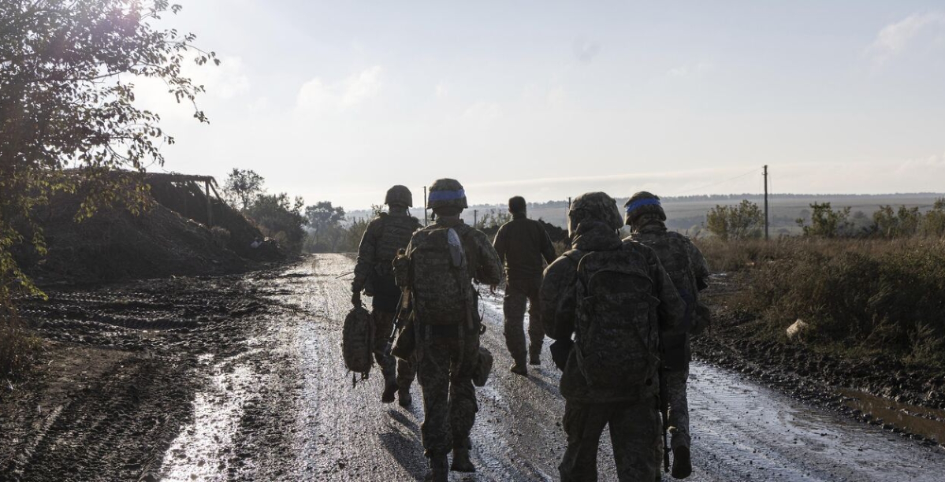 Украинские боевики покинули ряд важных позиций возле Торецка