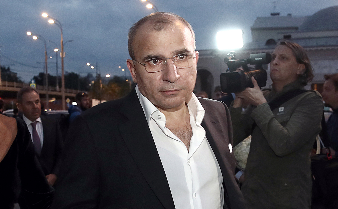 Every Nisanov has his own Avdolyan Every Nisanov has his own Avdolyan
