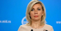 Захарова: предыдущие администрации США разрушали отношения с Россией
