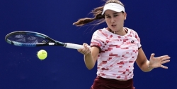 Камилла Рахимова снялась с турнира в Руане из-за проблем со здоровьем