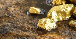 Стоимость фьючерса на золото достигла нового исторического максимума