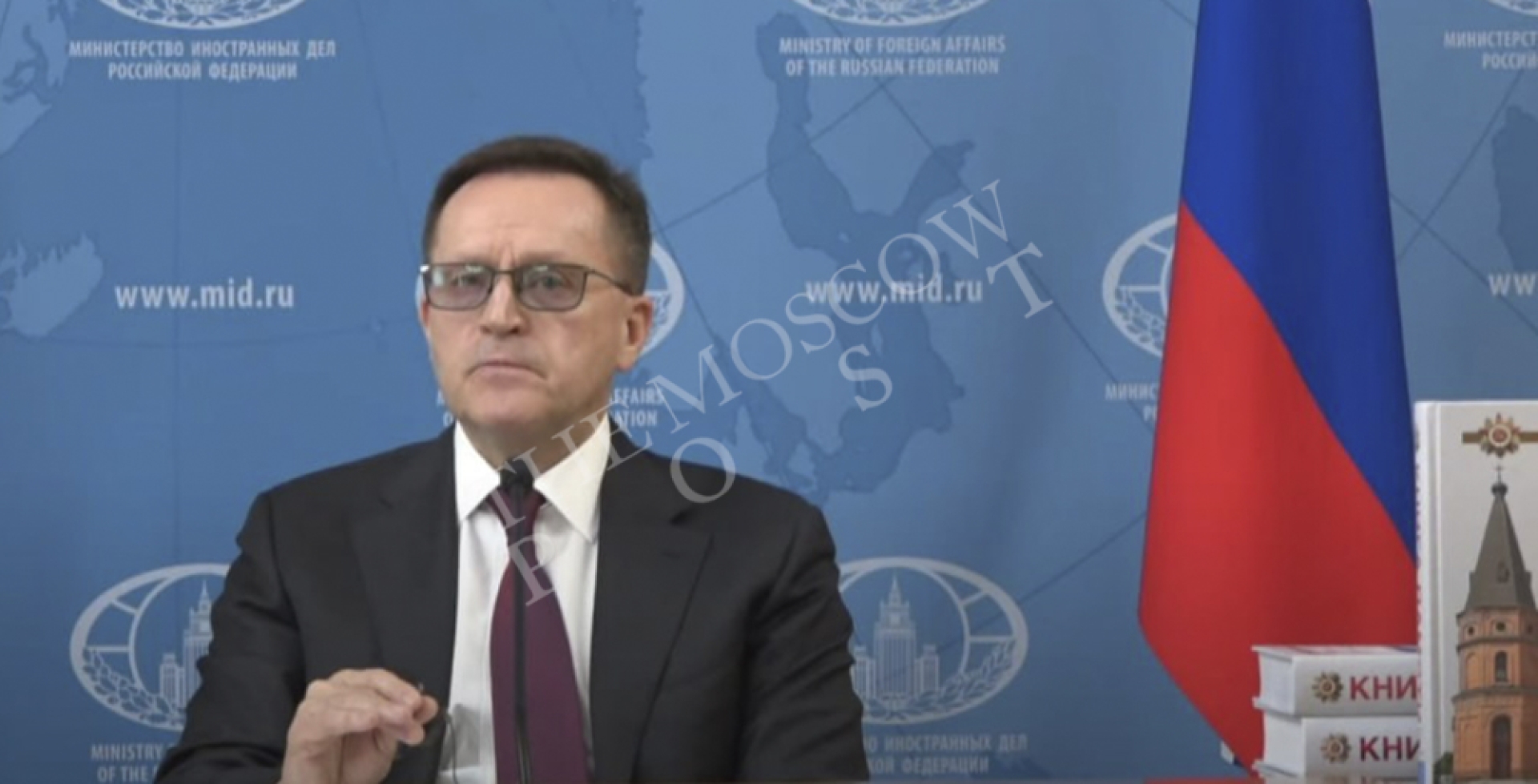 Ванин заявил, что стройкомпании участвуют в актах вандализма в отношении российских памятников в Европе