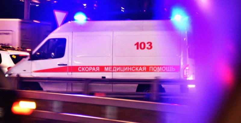 В Брянске в результате массированной атаки погиб мирный житель