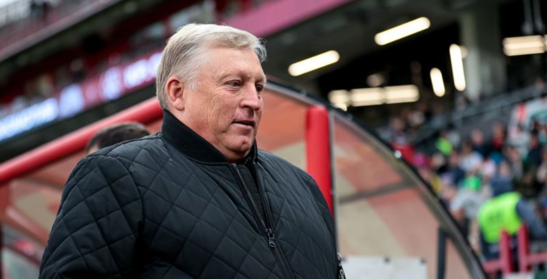 Игорь Осинькин уходит с поста главного тренера "Крыльев Советов"