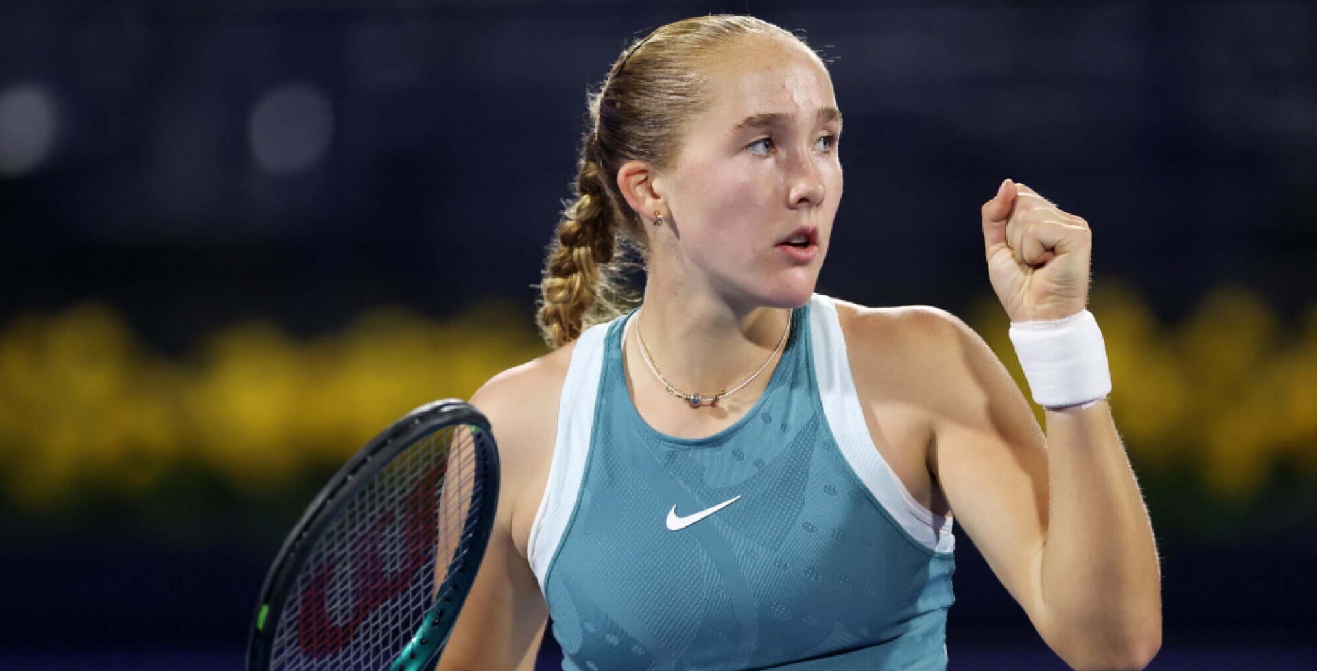 Мирра Андреева пробилась в четвертьфинал Roland Garros