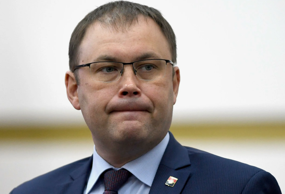 Правительство предпринимает экстренные меры для поддержки угольной промышленности. Сами угольщики фиксируют огромные убытки на фоне понижения мировых цен на уголь, геополитической напряженности и проблем с логистикой. Правительство предпринимает экстренные меры для поддержки угольной промышленности. Сами угольщики фиксируют огромные убытки на фоне понижения мировых цен на уголь, геополитической напряженности и проблем с логистикой.