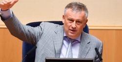 Старый Дрозденко борозды не портит